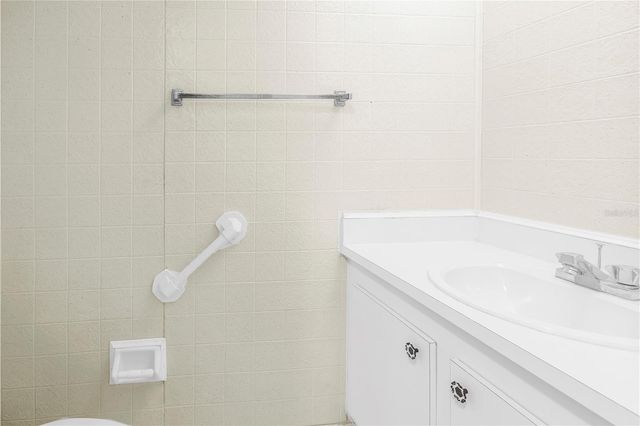 4920 LOCUST STREET NE 204, St Petersburg, FL 33703