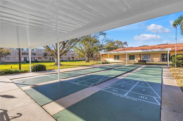 4920 LOCUST STREET NE 204, St Petersburg, FL 33703