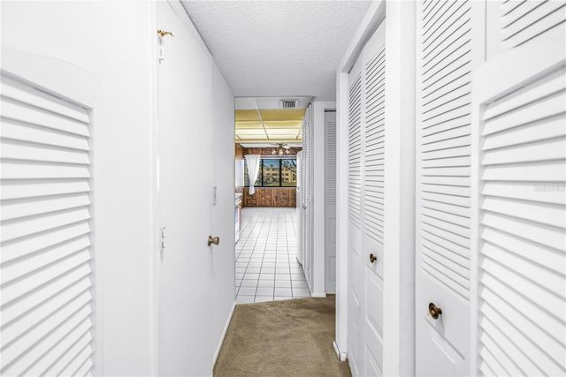 4920 LOCUST STREET NE 204, St Petersburg, FL 33703