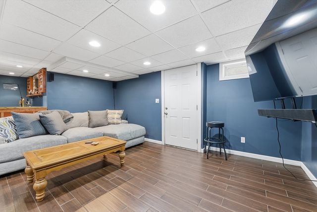 846 East Mountain Road, Westfield, MA 01085