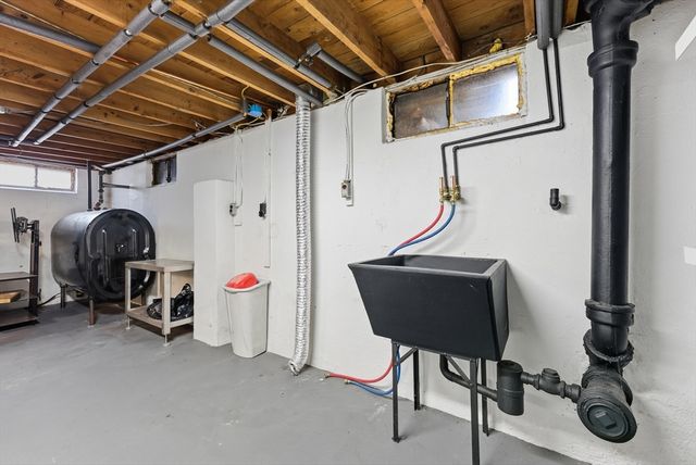 846 East Mountain Road, Westfield, MA 01085