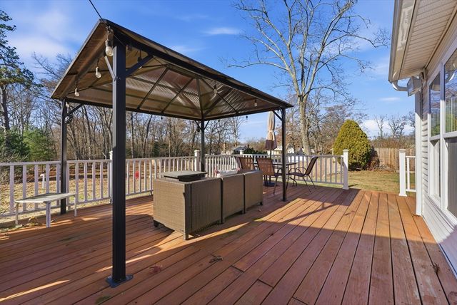 846 East Mountain Road, Westfield, MA 01085