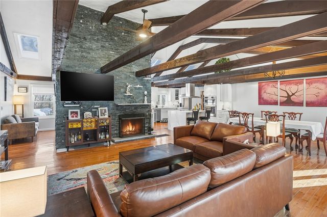 10 Blue Mist Drive, Lincoln, RI 02838