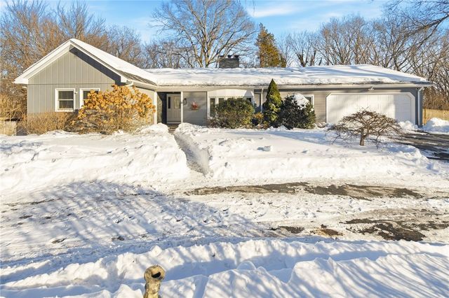 10 Blue Mist Drive, Lincoln, RI 02838