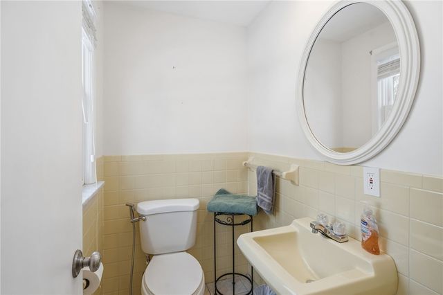 10 Blue Mist Drive, Lincoln, RI 02838