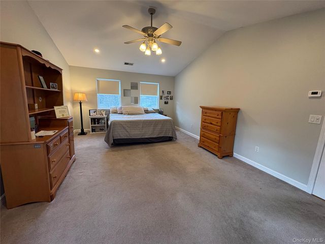 5 Juniper Way, Wappingers Falls, NY 12590