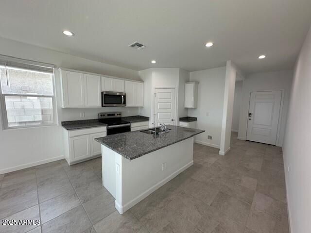 17490 N SALERNO Drive, Maricopa, AZ 85138