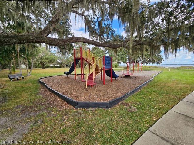 357 Pershing Avenue, Lake Placid, FL 33852