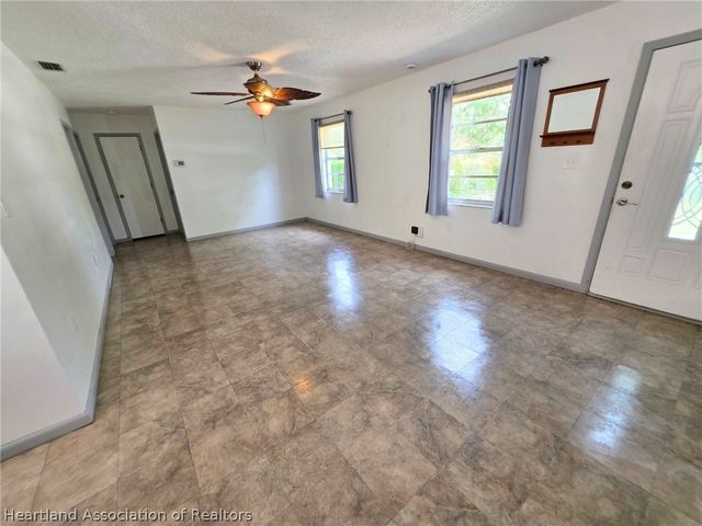 357 Pershing Avenue, Lake Placid, FL 33852