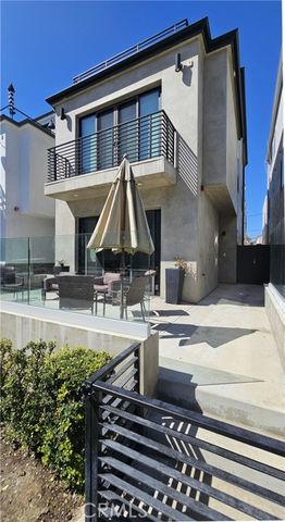 237 1st Street, Huntington Beach, CA 92648