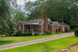 1048 Ferndale Street, Stone Mountain, GA 30083