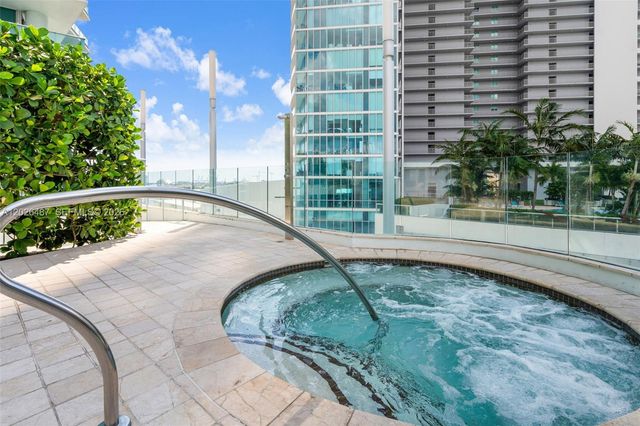 900 Biscayne Boulevard 4412, Miami, FL 33132