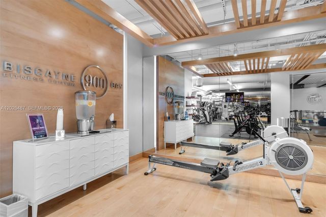 900 Biscayne Boulevard 4412, Miami, FL 33132