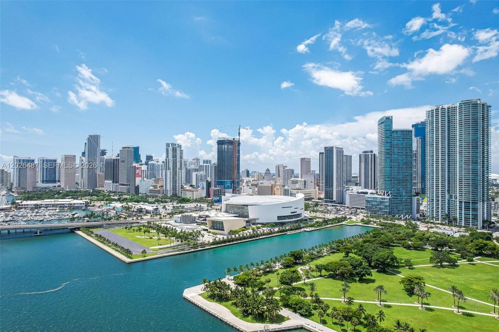 900 Biscayne Boulevard 4412, Miami, FL 33132