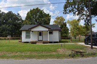 202 Texas, Daisetta, TX 77533