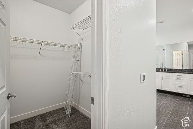 9297 S AVIGNON PL, West Jordan, UT 84088