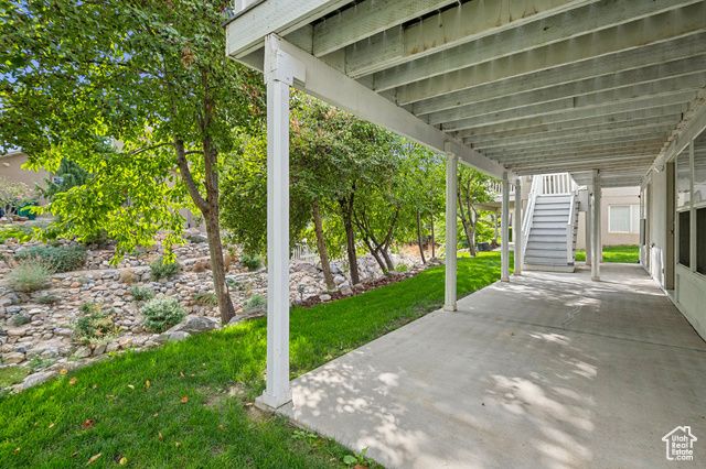 9297 S AVIGNON PL, West Jordan, UT 84088