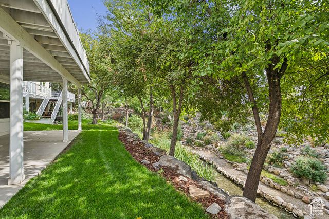 9297 S AVIGNON PL, West Jordan, UT 84088