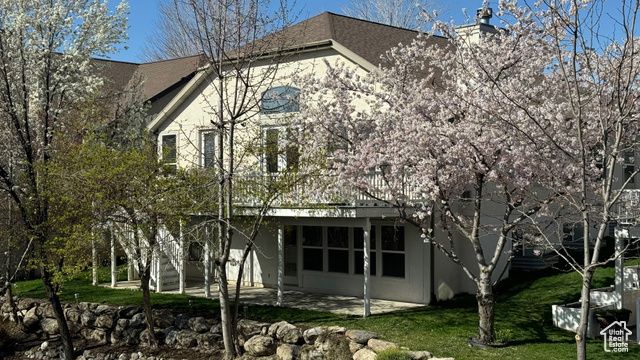 9297 S AVIGNON PL, West Jordan, UT 84088