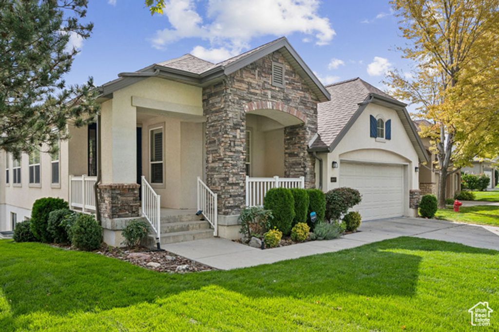 9297 S AVIGNON PL, West Jordan, UT 84088
