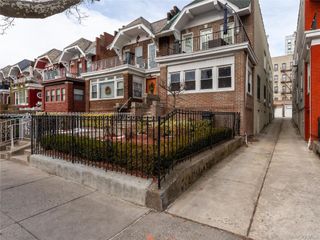 1065 Carroll Street, Brooklyn, NY 11225