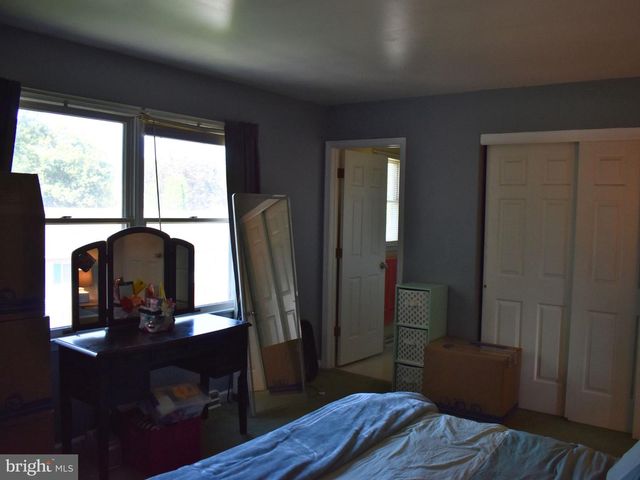 18 CARDINAL DR, Hanover, PA 17331