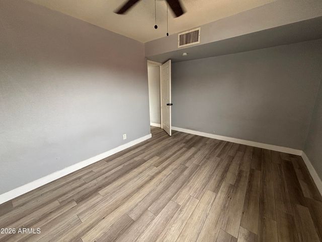 15039 N 24th Place, Phoenix, AZ 85032