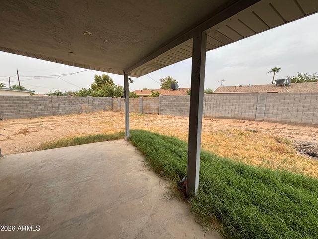 15039 N 24th Place, Phoenix, AZ 85032