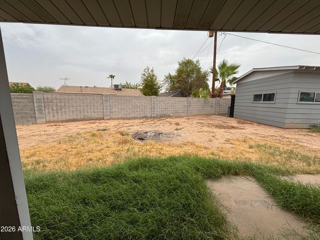 15039 N 24th Place, Phoenix, AZ 85032