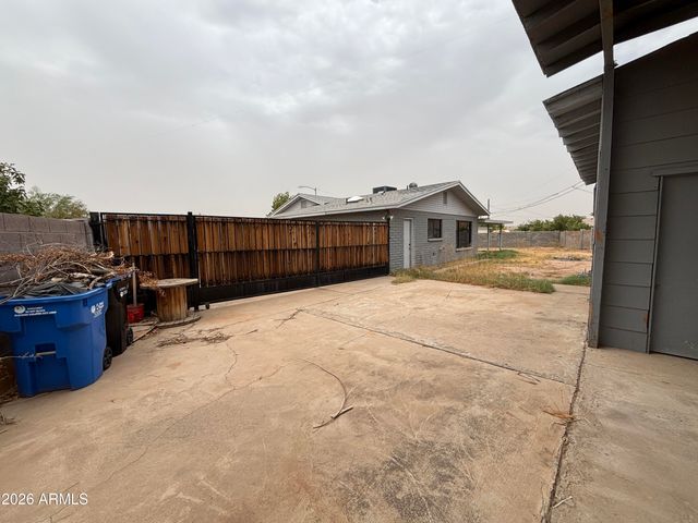 15039 N 24th Place, Phoenix, AZ 85032