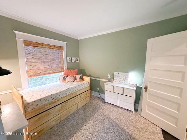 3900 Altawood Ct, Louisville, KY 40245