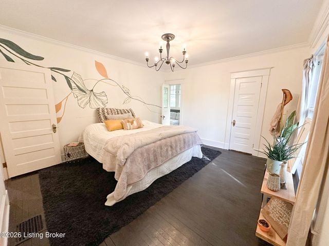 3900 Altawood Ct, Louisville, KY 40245