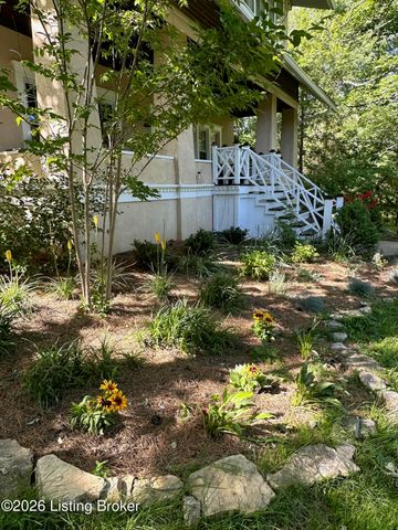 3900 Altawood Ct, Louisville, KY 40245