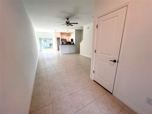 8333 CRESCENT OAKS DR, New Port Richey, FL 34655