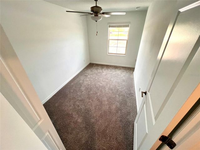 8333 CRESCENT OAKS DR, New Port Richey, FL 34655