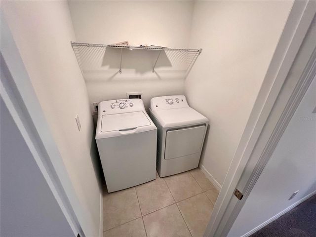 8333 CRESCENT OAKS DR, New Port Richey, FL 34655