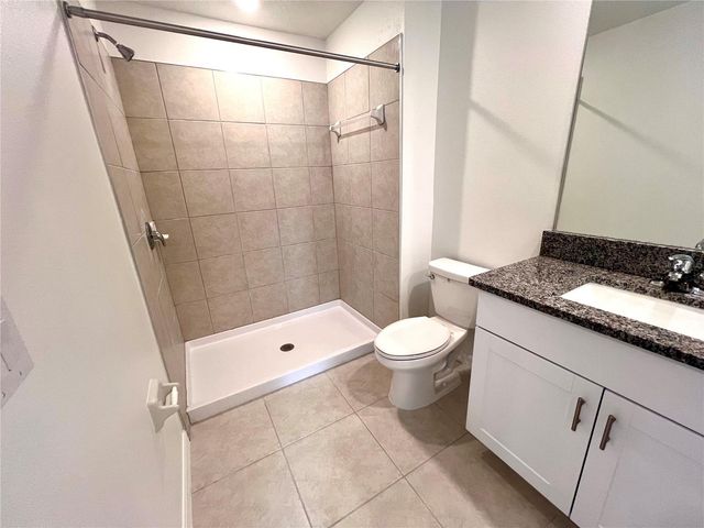8333 CRESCENT OAKS DR, New Port Richey, FL 34655