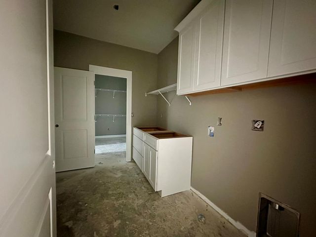 205 Heritage Way, Headland, AL 36345