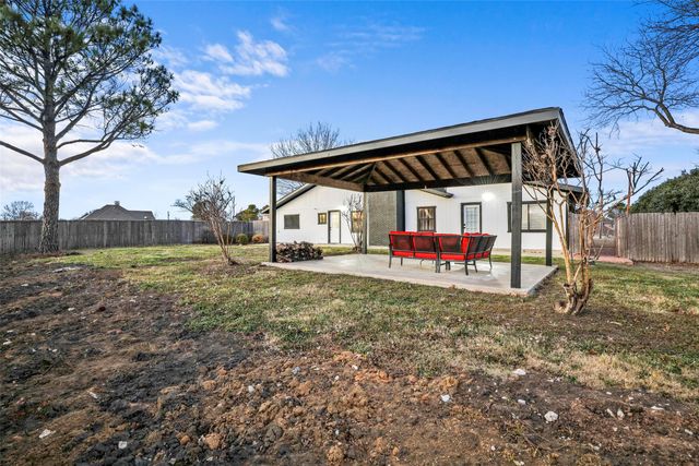 1510 Hillcrest Boulevard, Little Elm, TX 75068