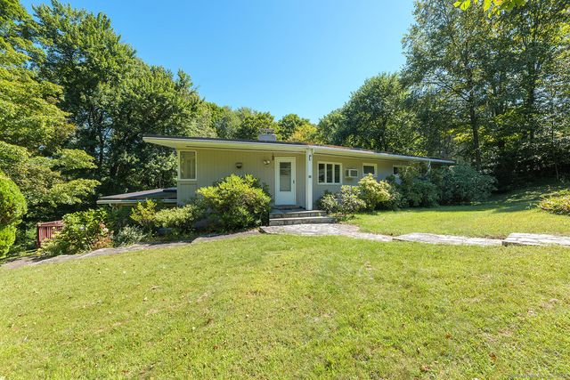 26 Wilridge Road, Ridgefield, CT 06877