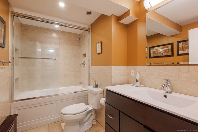 26 Wilridge Road, Ridgefield, CT 06877