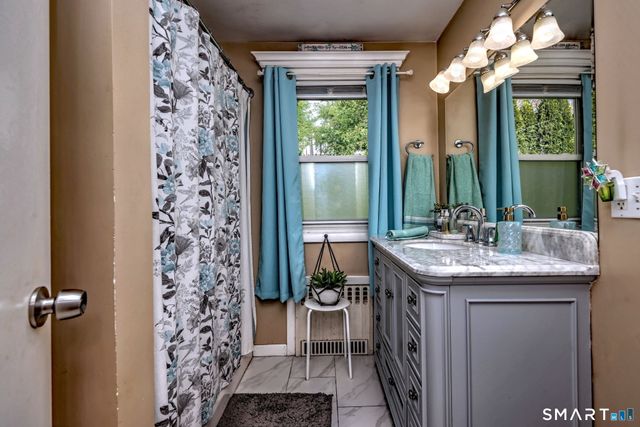 72 Whitewood Road, Waterbury, CT 06708