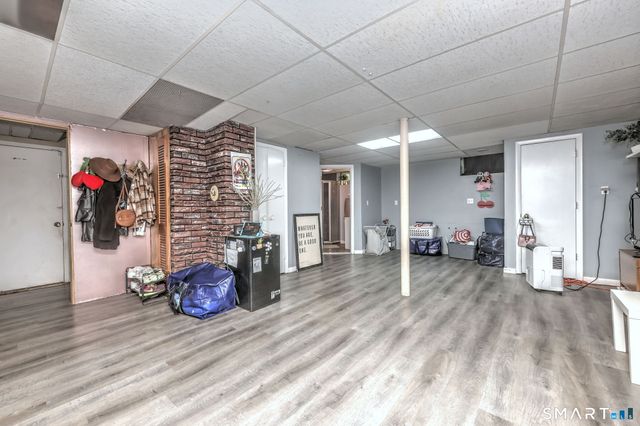 72 Whitewood Road, Waterbury, CT 06708