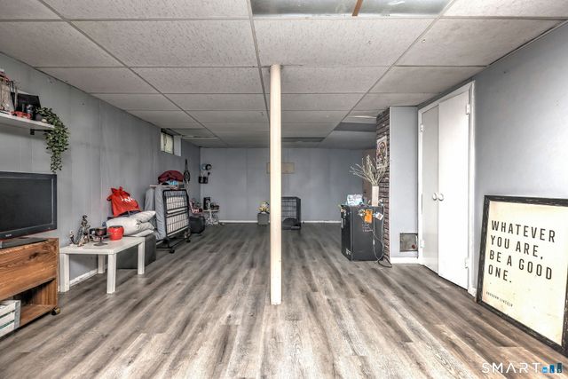 72 Whitewood Road, Waterbury, CT 06708