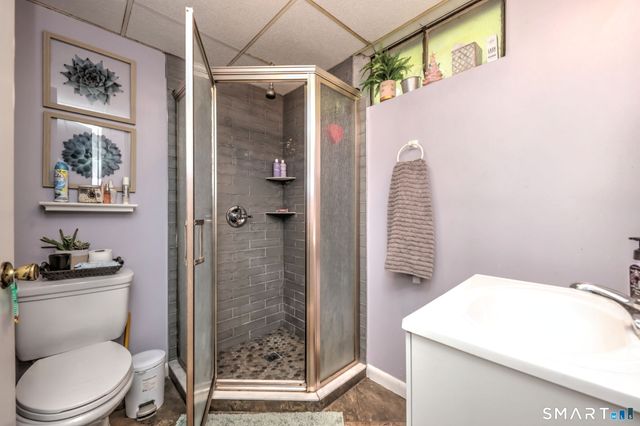 72 Whitewood Road, Waterbury, CT 06708