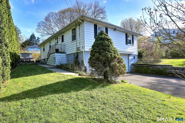 72 Whitewood Road, Waterbury, CT 06708