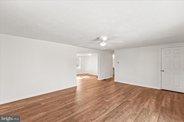 5399 CANAL RD, East Berlin, PA 17316