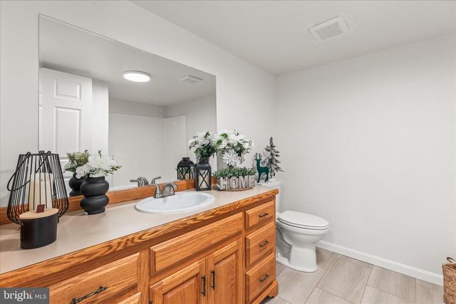 5399 CANAL RD, East Berlin, PA 17316