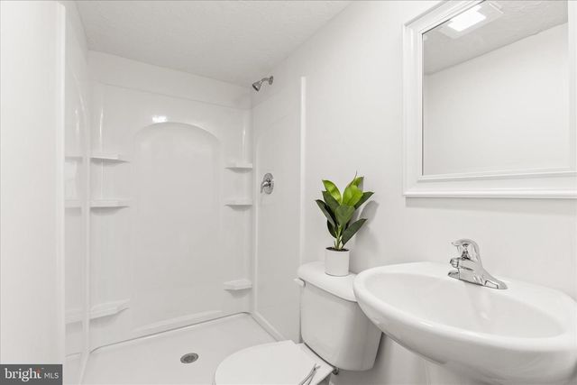 5399 CANAL RD, East Berlin, PA 17316