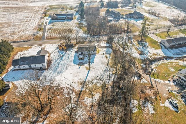 5399 CANAL RD, East Berlin, PA 17316